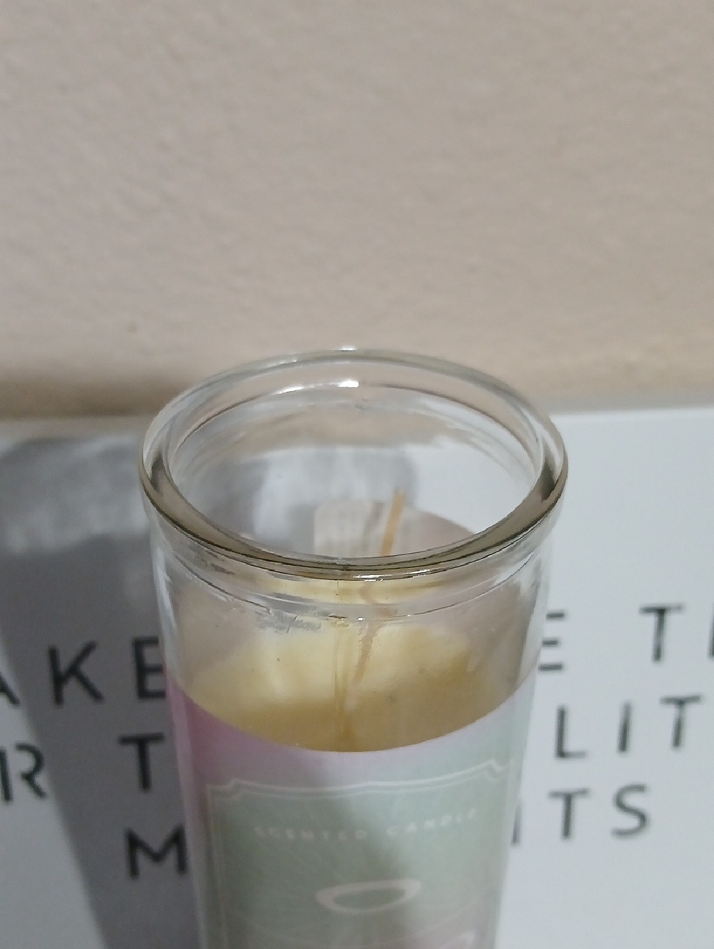 888 Green Tea Mint Sage Scented Candle - Pastel Multicolor - Picture 3 of 3